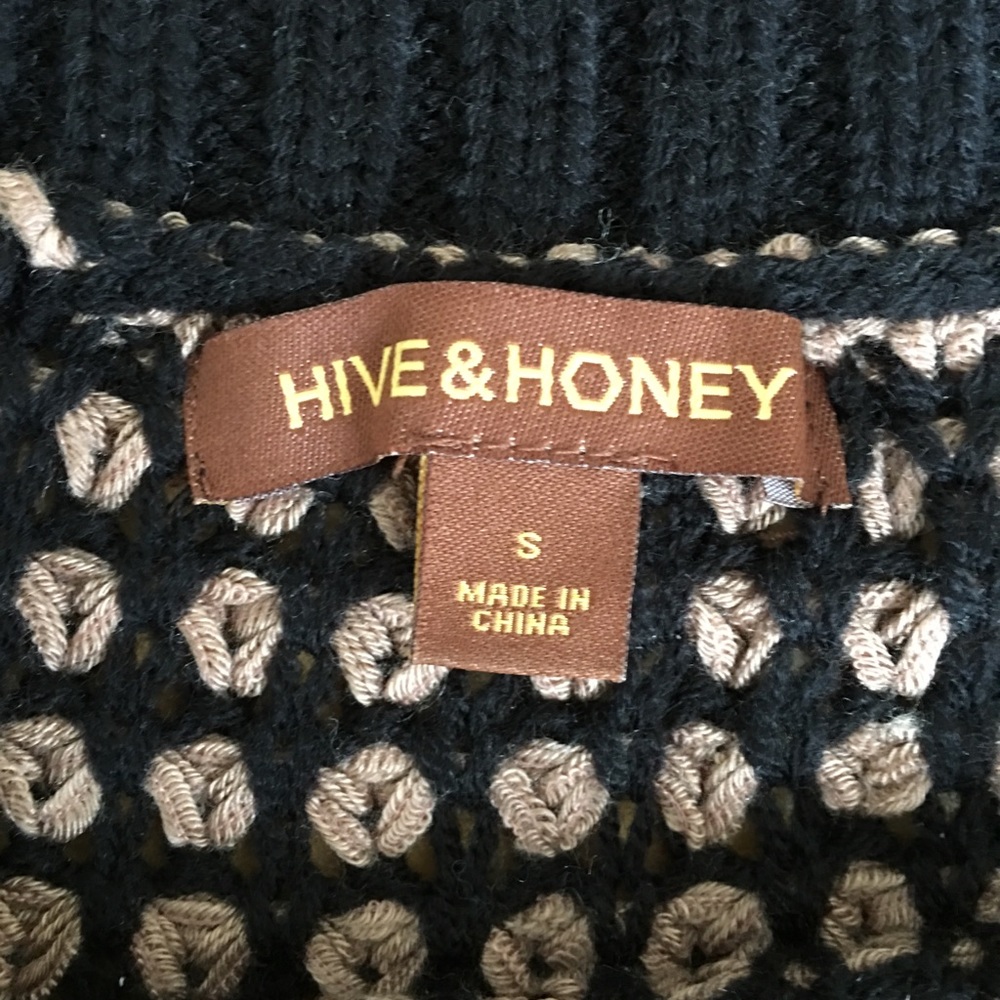 Hive & Honey: Knit Sweater - Picture 3 of 8